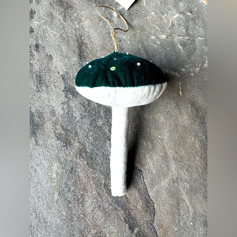 New🌟Anthropologie-Mushroom Ornament